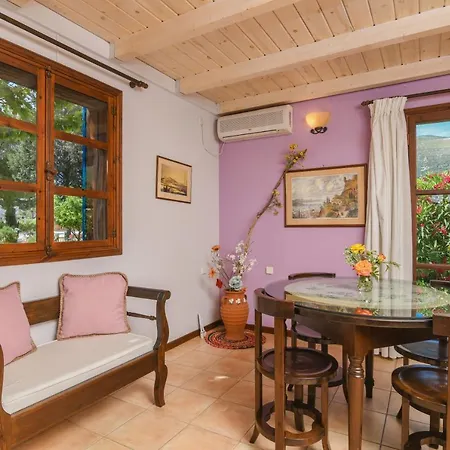 Farm stay Therianos Traditional