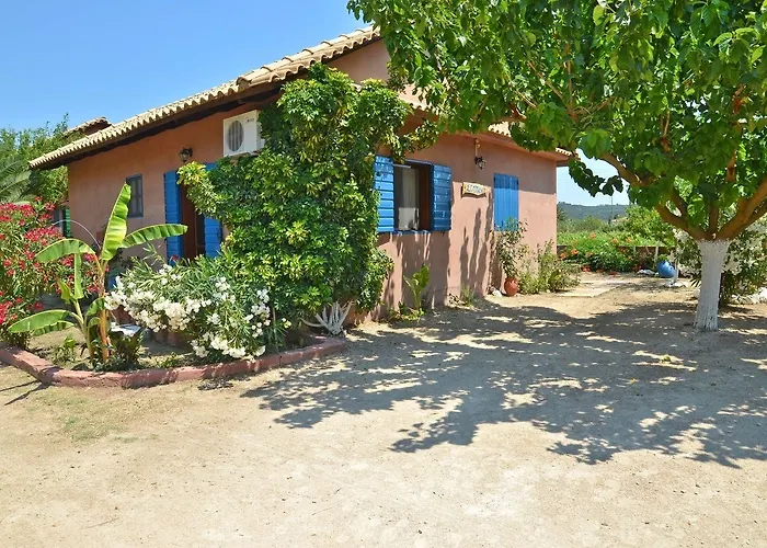 Therianos Traditional Lantgård Kallithea (Zakynthos)