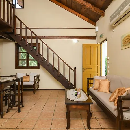 Therianos Traditional Lantgård Kallithea (Zakynthos)