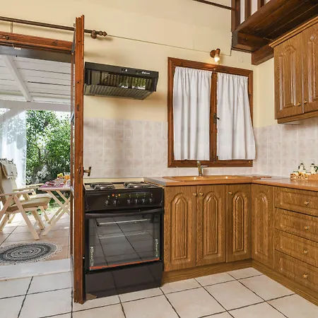 Therianos Traditional *